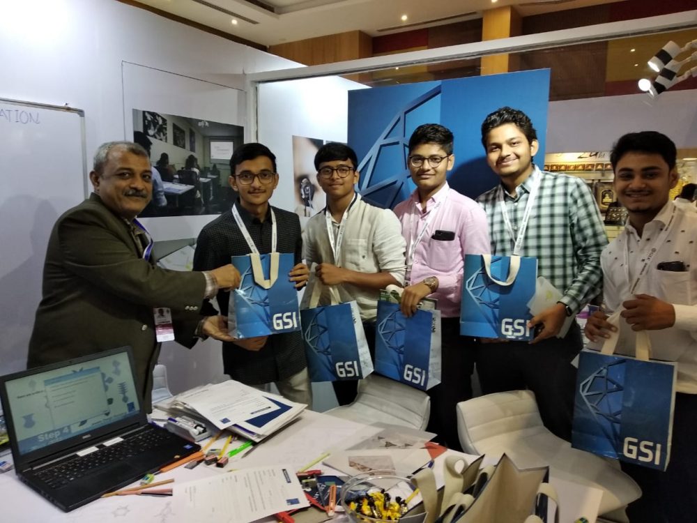 Staggering Response to GSI Free Jewelry Design Workshop at IIJS 2018 BOOTH