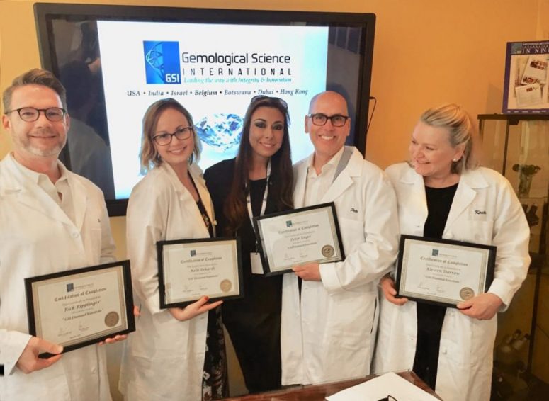Leading US jewelry retailer, Fred Meyer Jewelers successfully completes GSI’s hands-on Diamond Essentials Course.